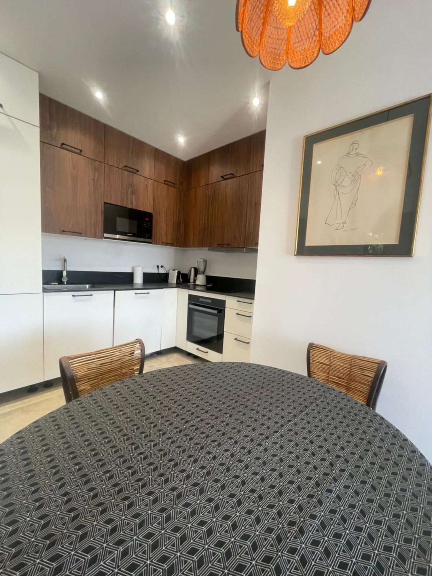 Appartement A 2Mn De La Plage Du Ruppione Pietrosella エクステリア 写真